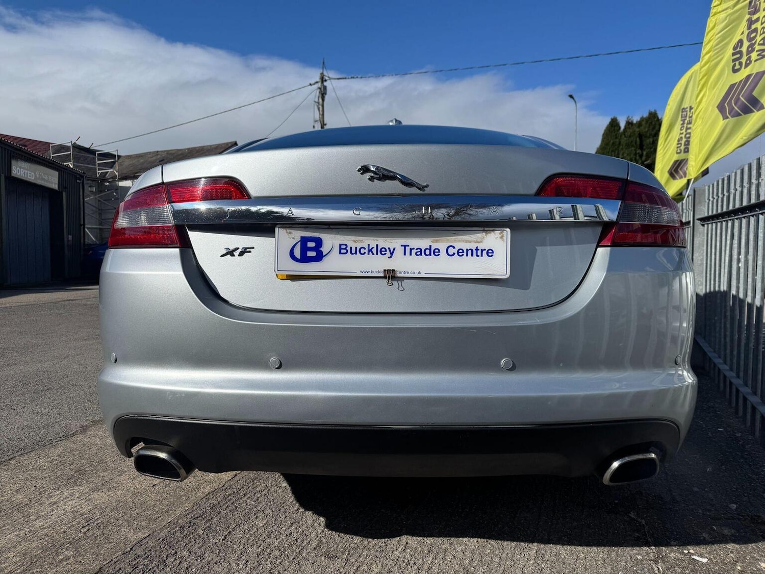 Used Jaguar XF 2011 for sale - 78149884: Photo 4