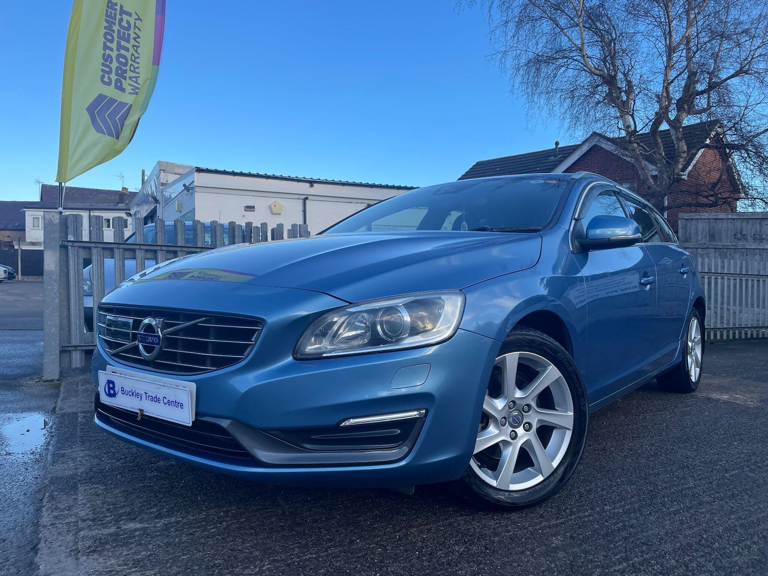 Used Volvo V60 for sale - 76865255: Photo 1