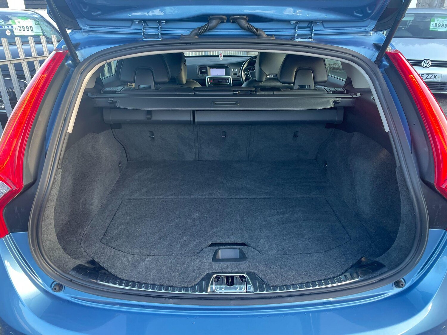 Used Volvo V60 for sale - 76865255: Photo 19