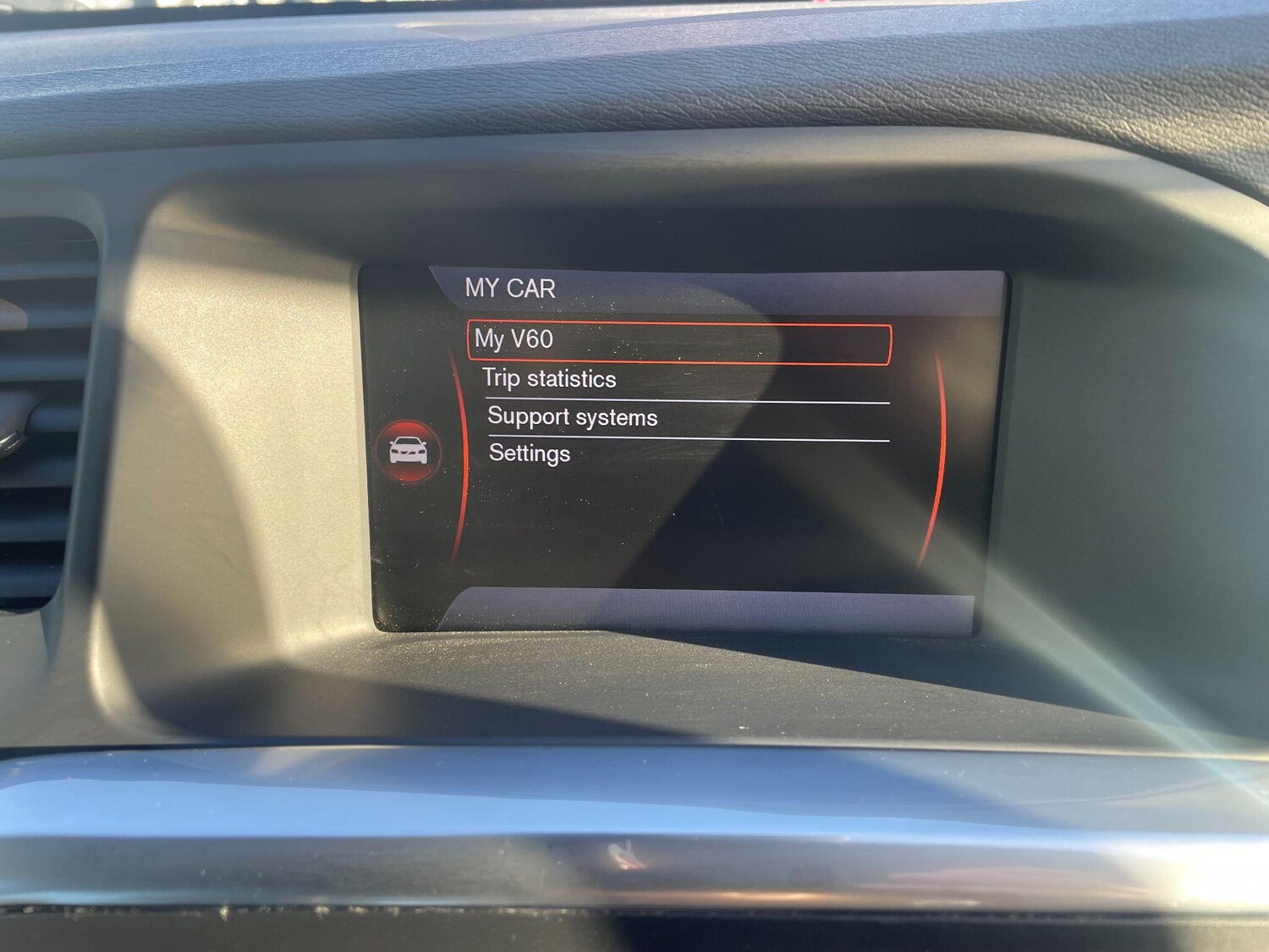 Used Volvo V60 for sale - 76865255: Photo 29