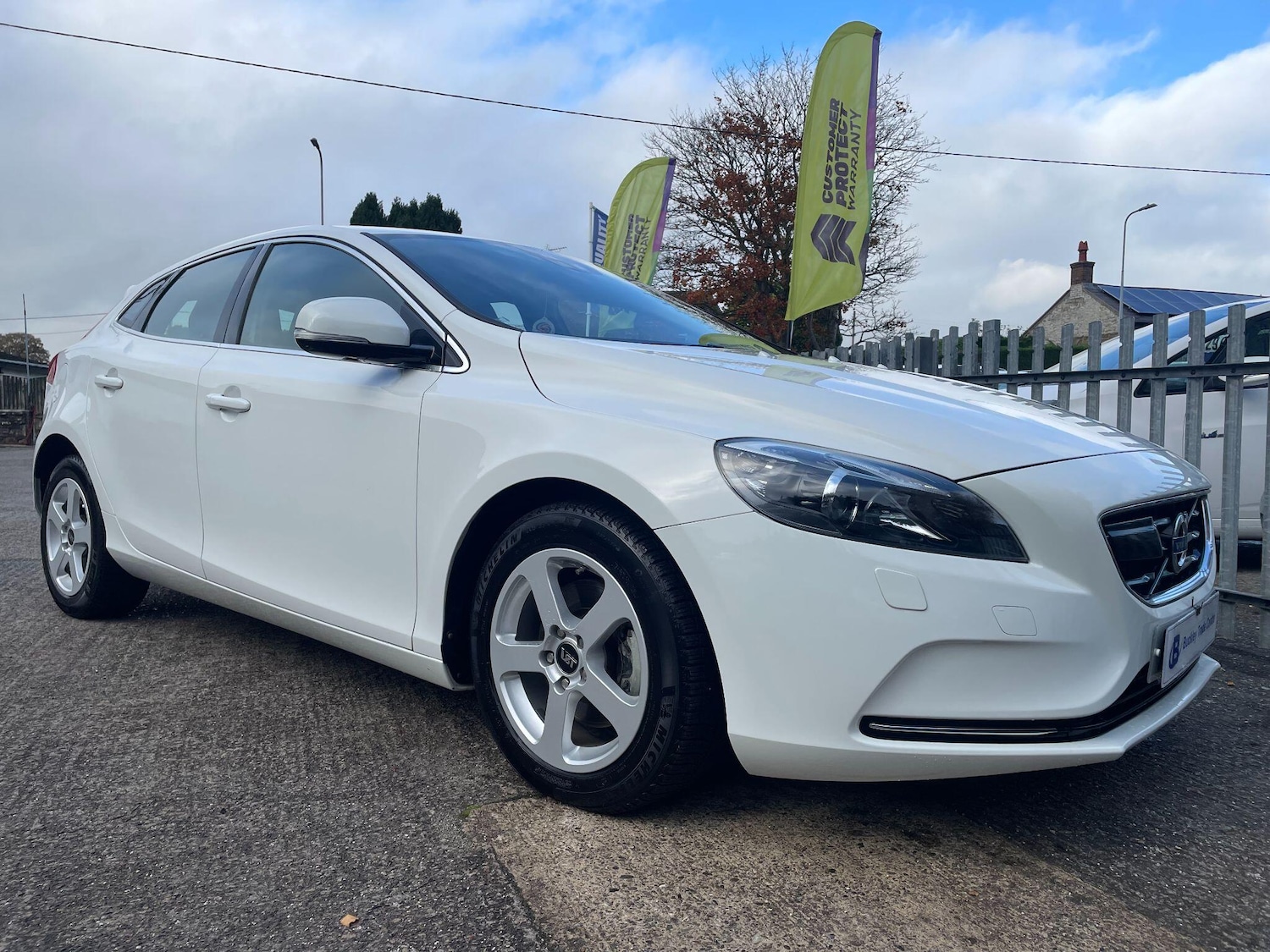 Used Volvo V40 2025 for sale - 76538868: Photo 5