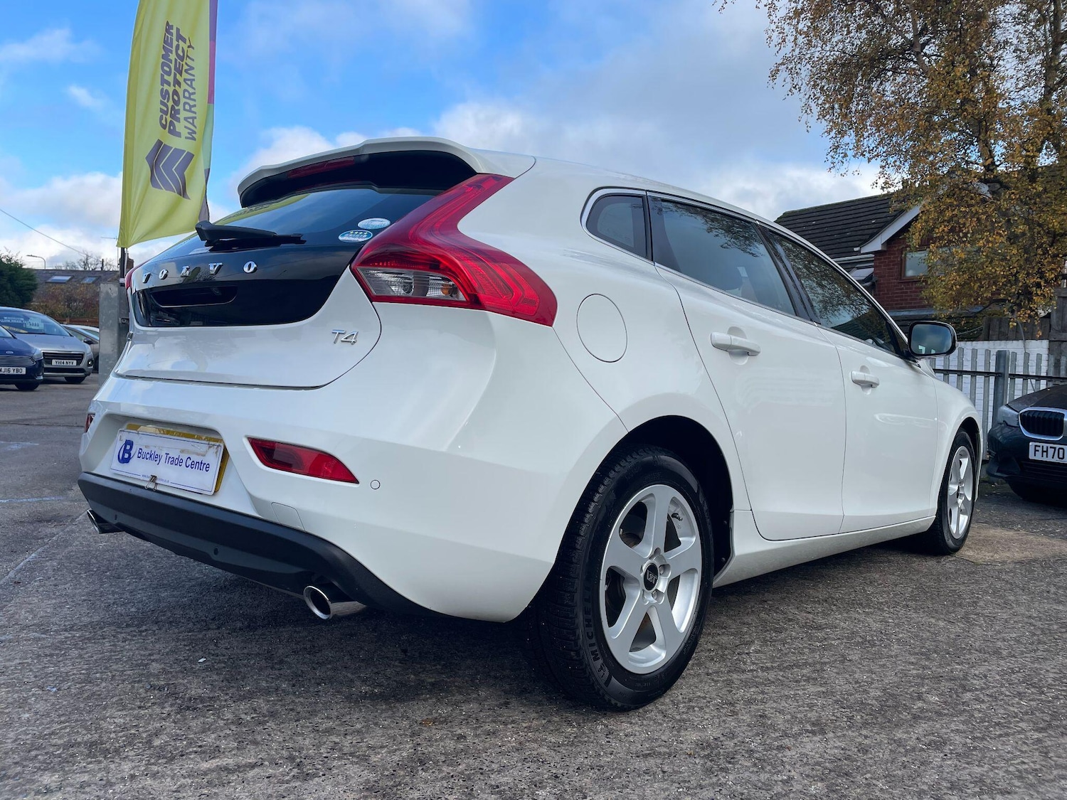 Used Volvo V40 2025 for sale - 76538868: Photo 8