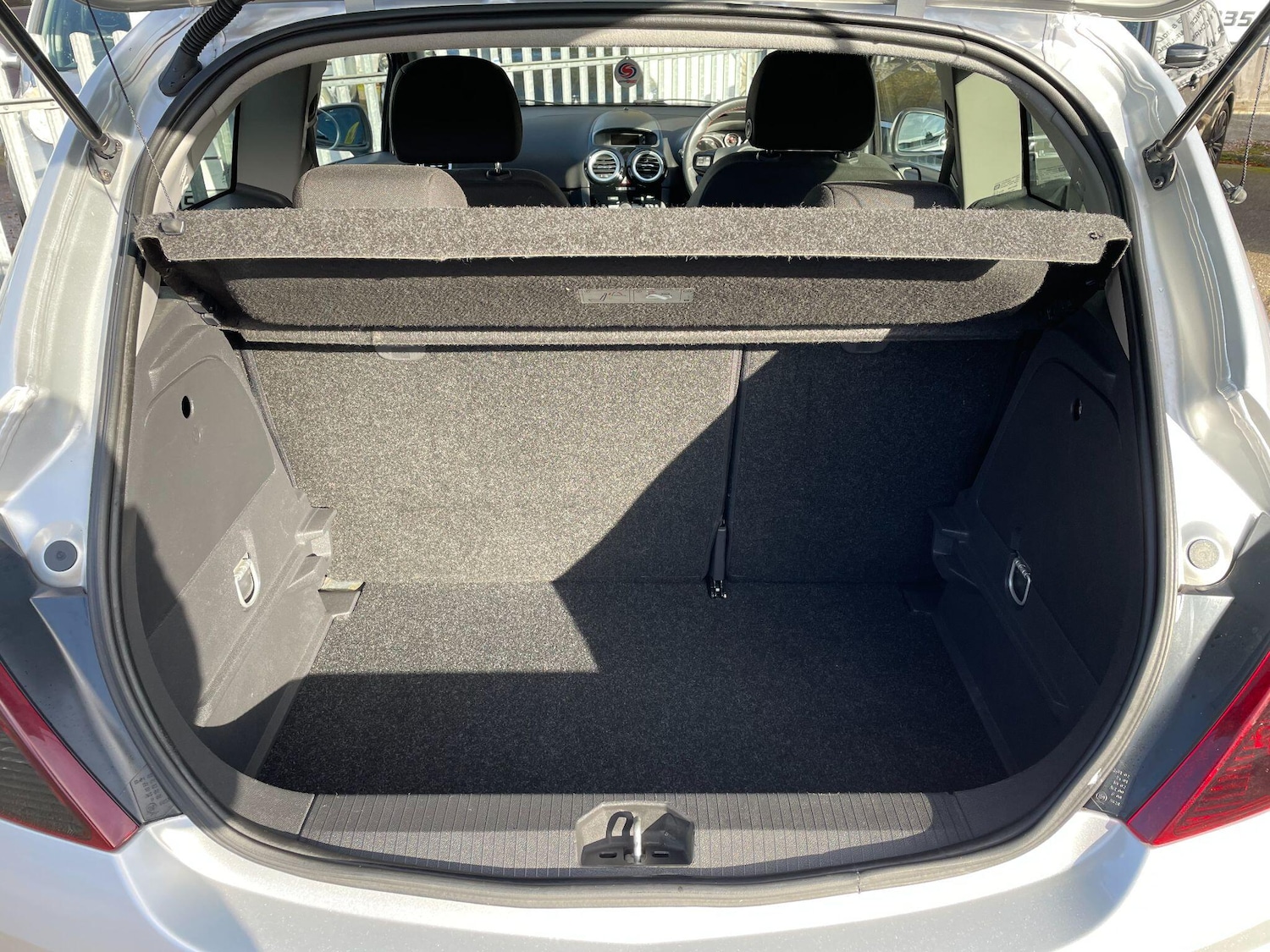 Used Vauxhall Corsa 2012 for sale - 76377979: Photo 17