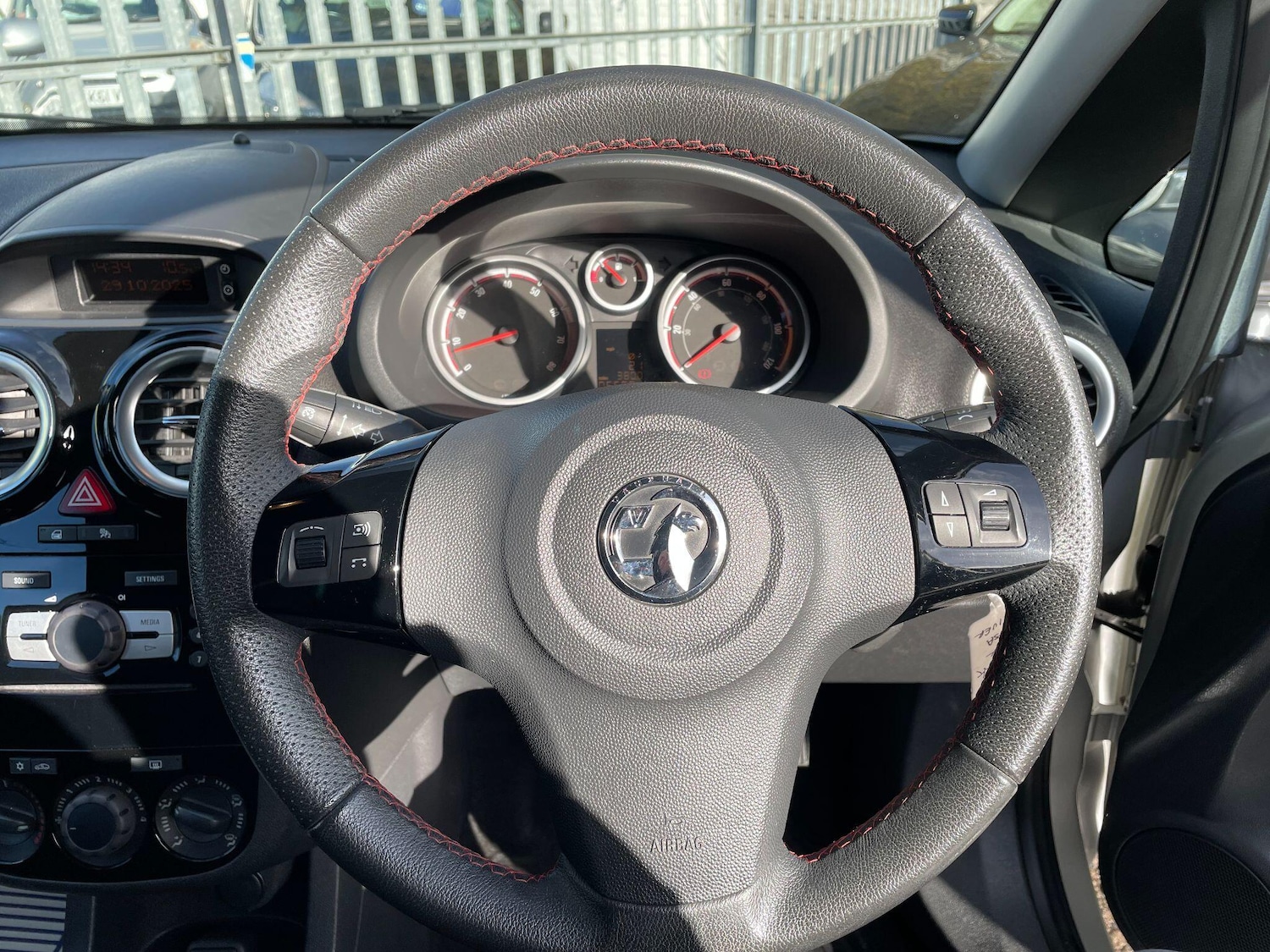 Used Vauxhall Corsa 2012 for sale - 76377979: Photo 20