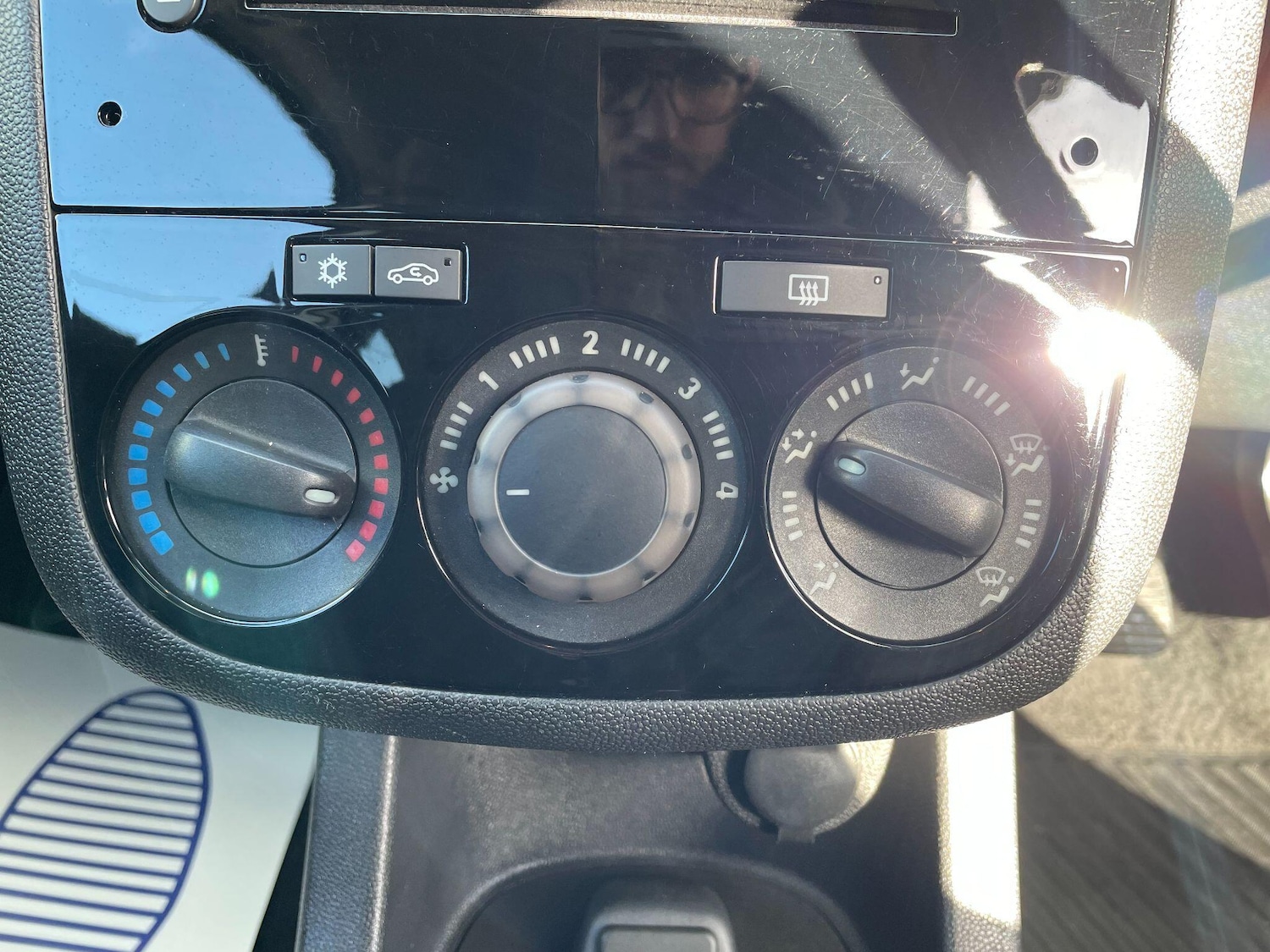 Used Vauxhall Corsa 2012 for sale - 76377979: Photo 26