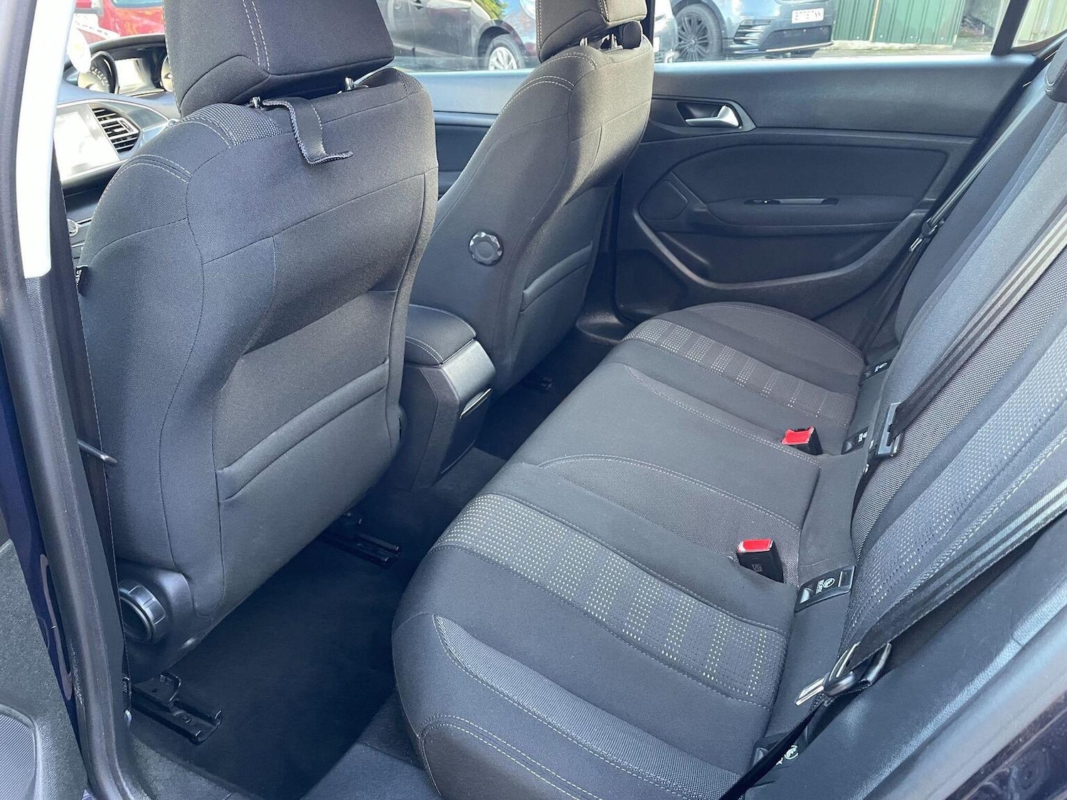 Used Peugeot 308 2015 for sale - 78149893: Photo 14