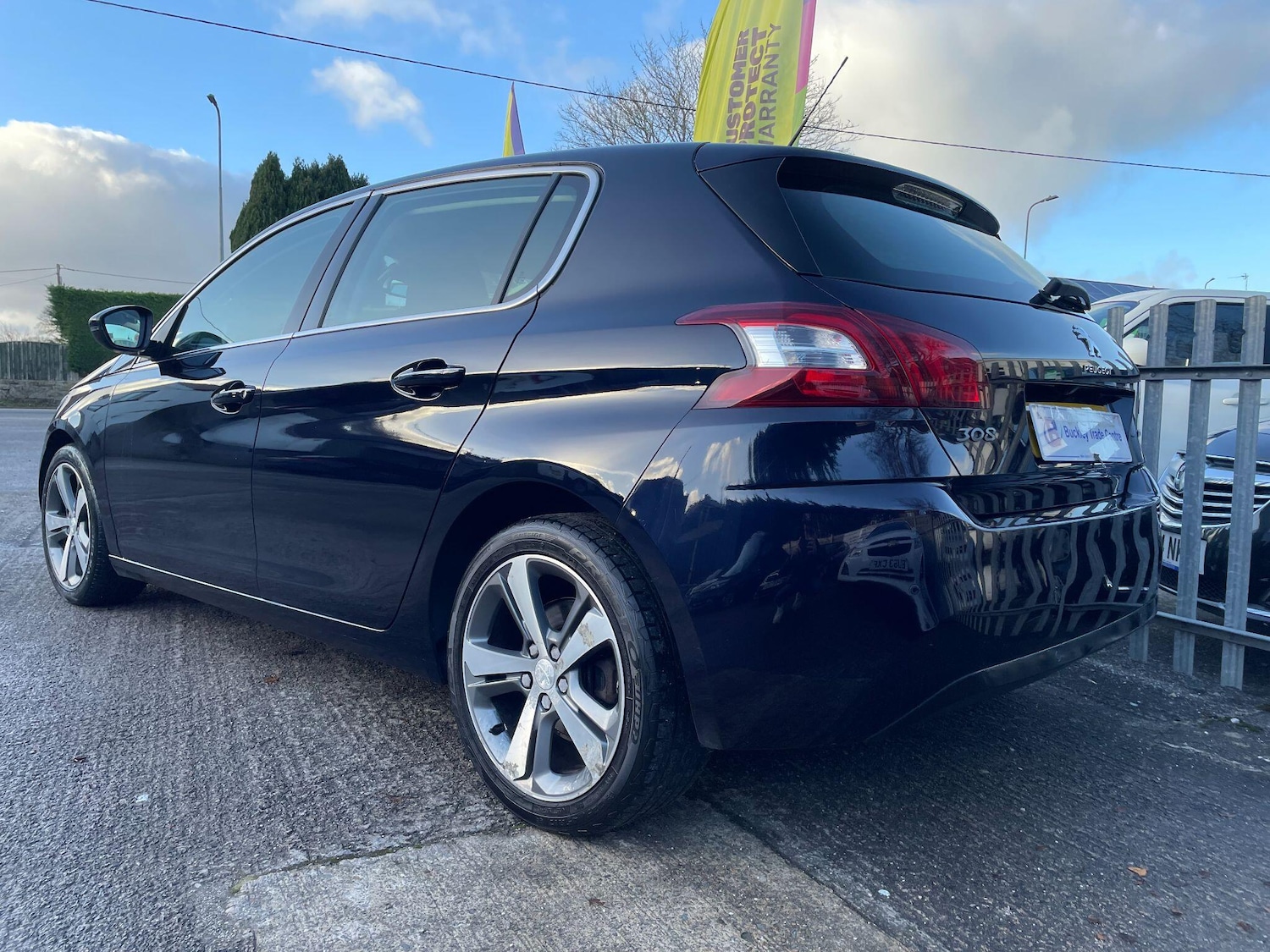 Used Peugeot 308 2015 for sale - 76936007: Photo 10