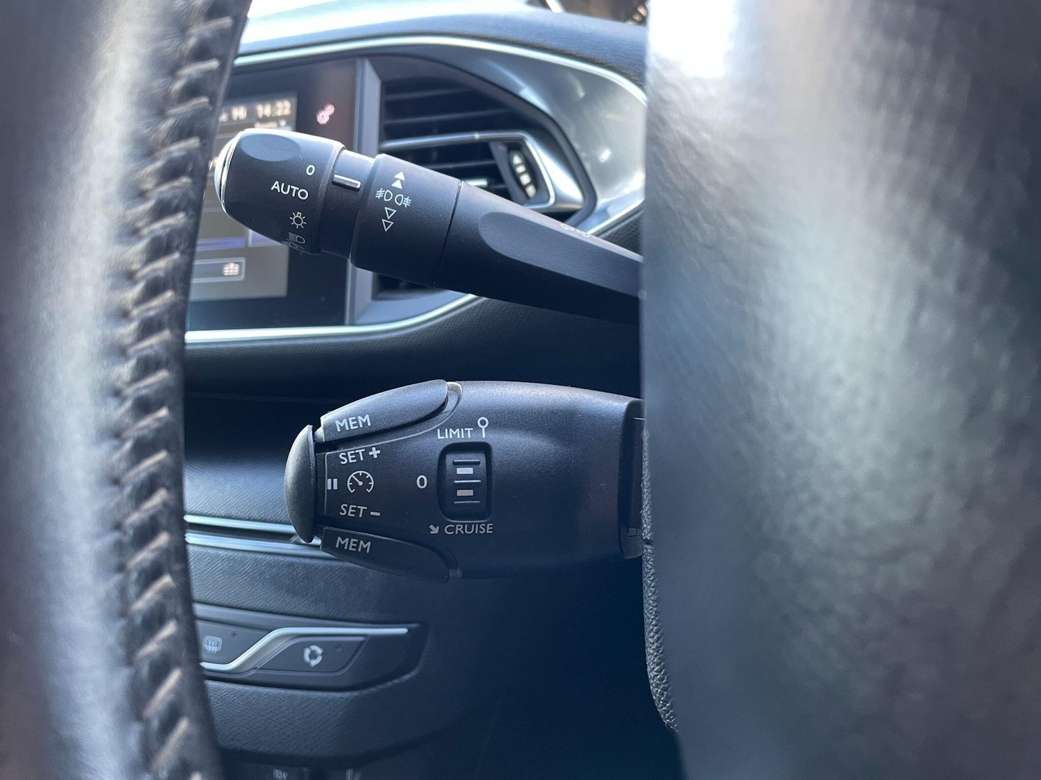 Used Peugeot 308 2015 for sale - 76936007: Photo 20