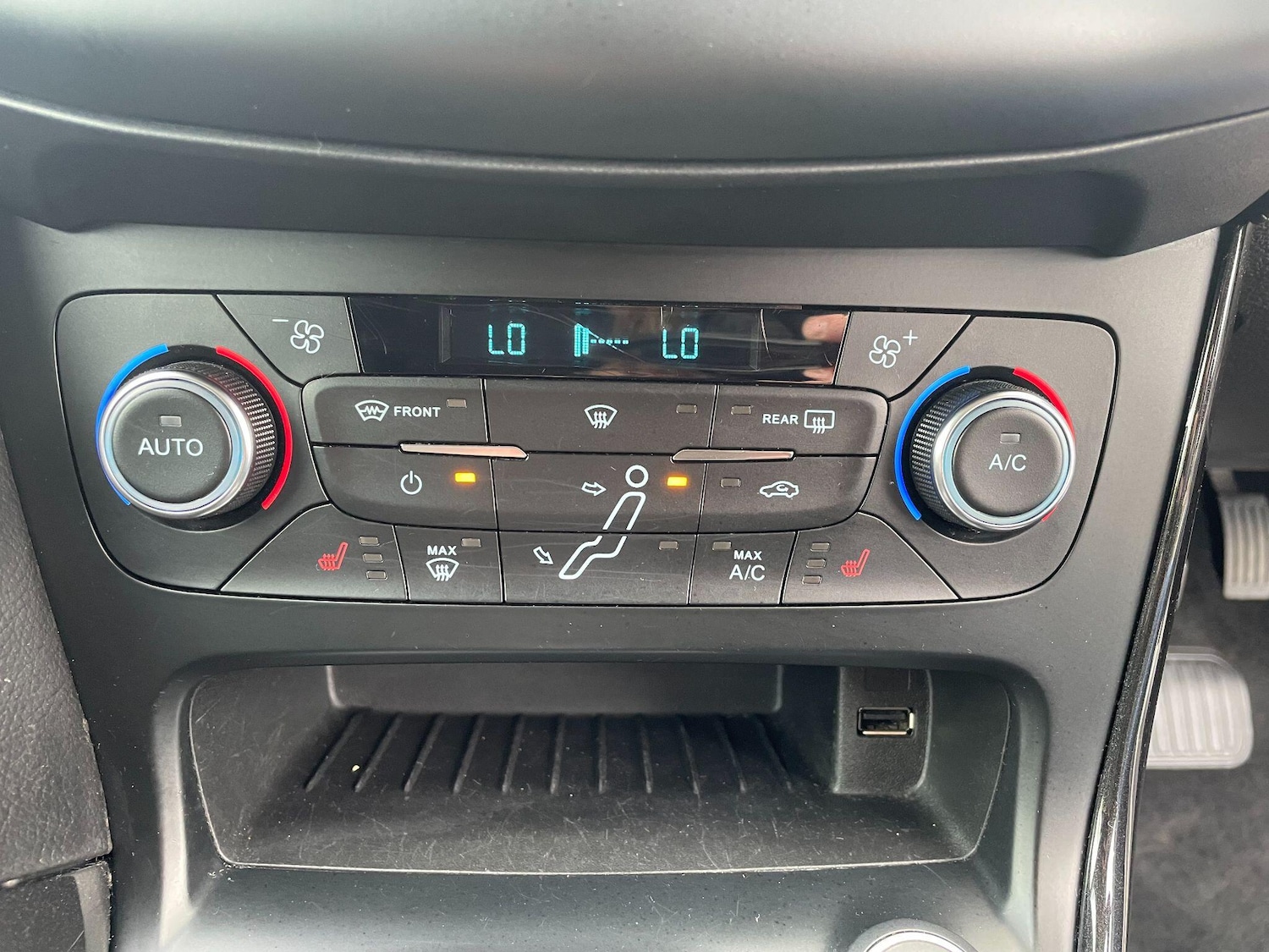 Used Ford Focus 2016 for sale - 76990223: Photo 24