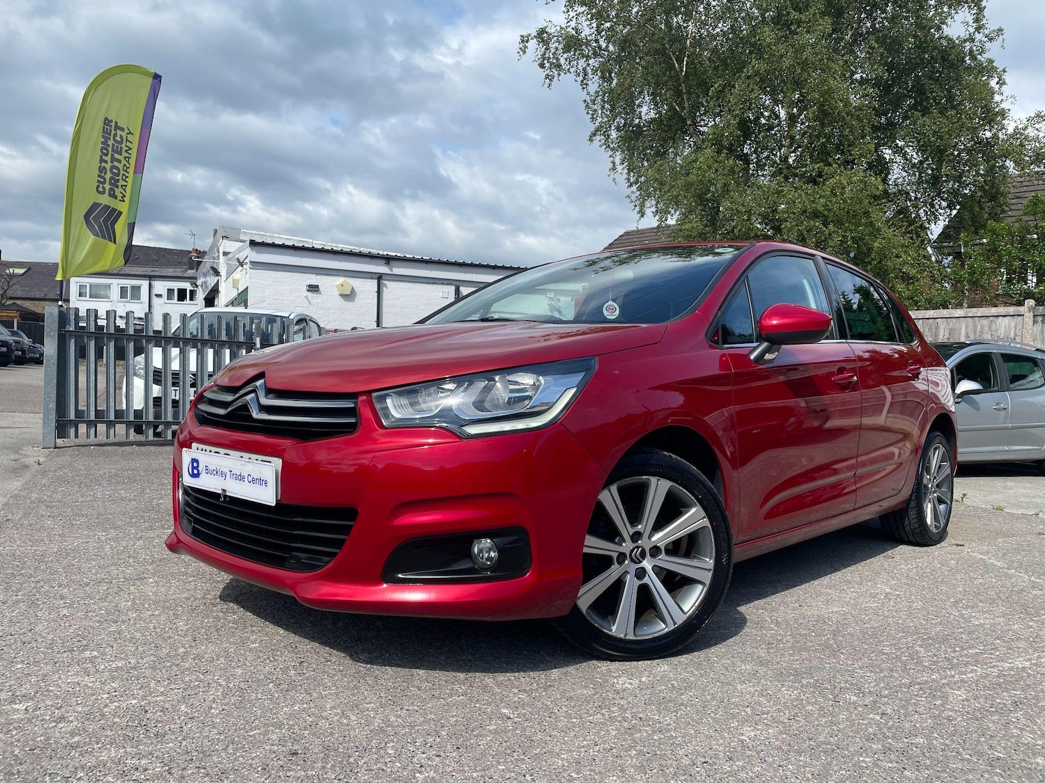 Used Citroen C4 2018 for sale - 76572090: Photo 1