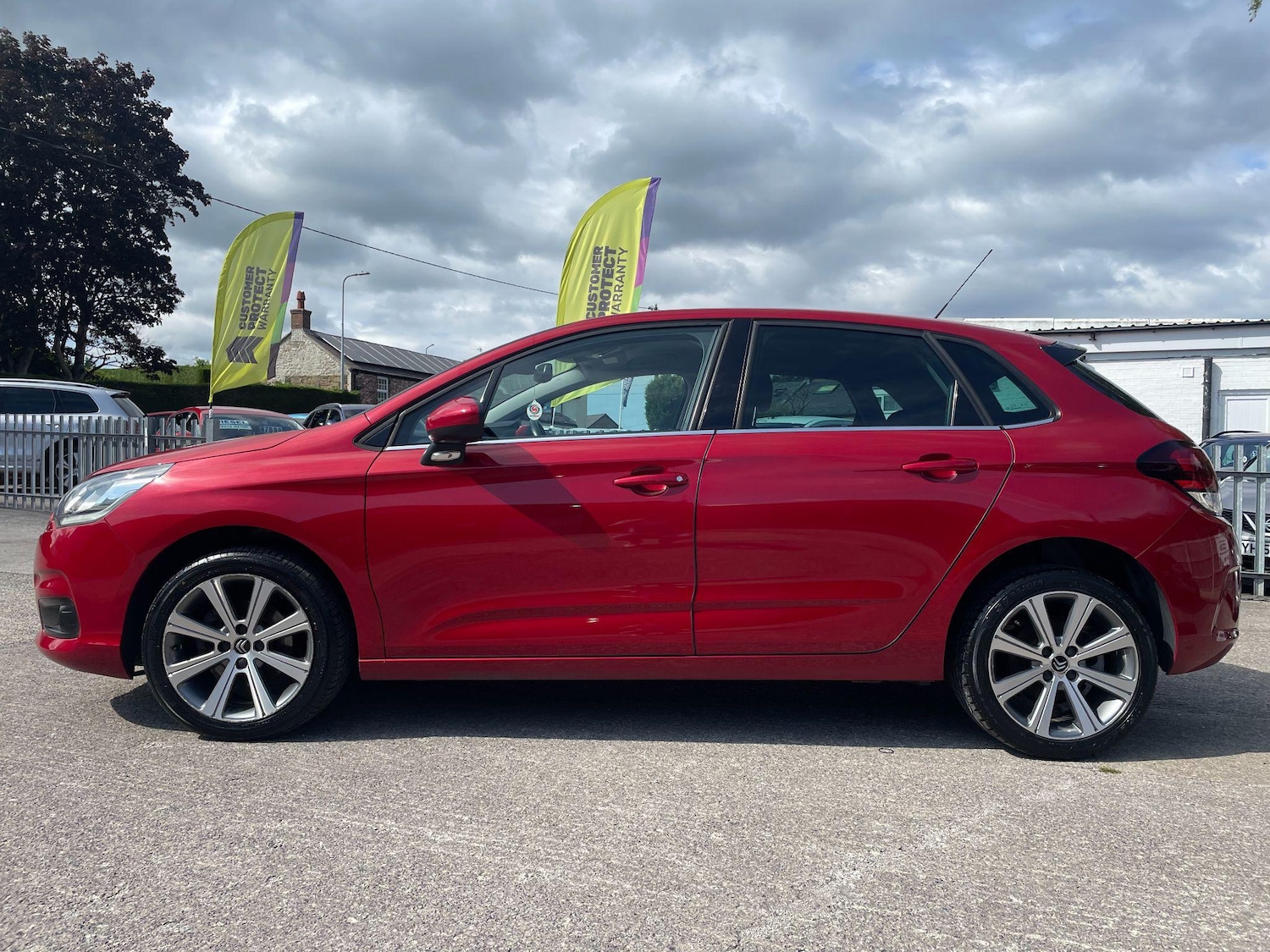 Used Citroen C4 2018 for sale - 76572090: Photo 2
