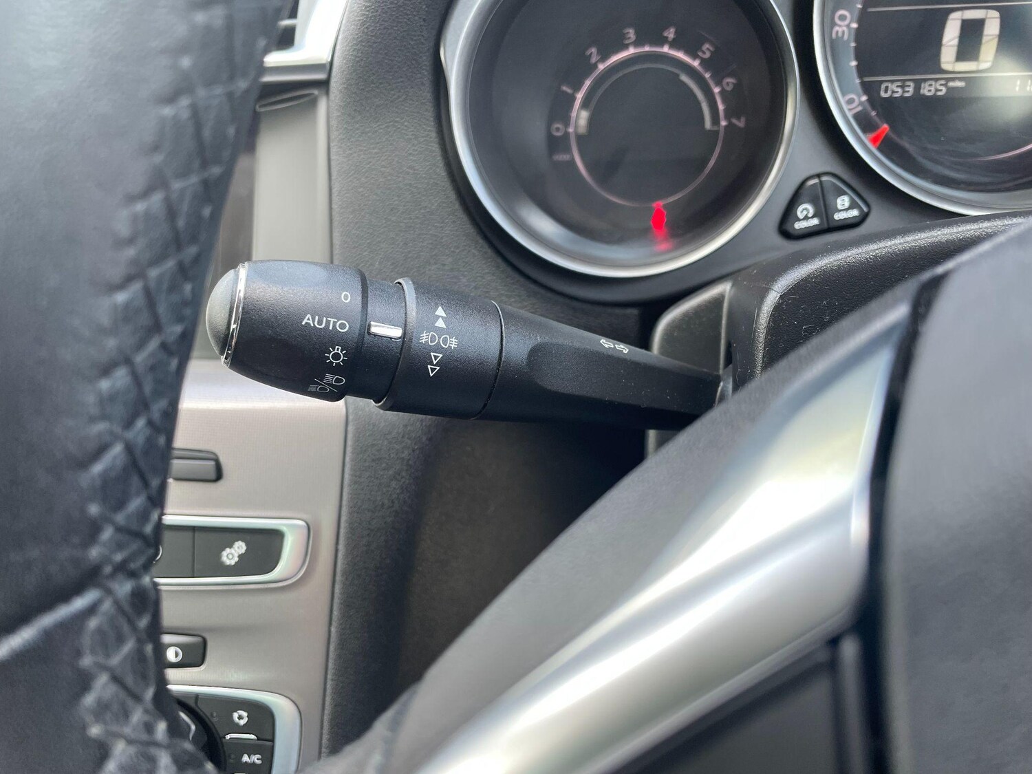 Used Citroen C4 2018 for sale - 76572090: Photo 24