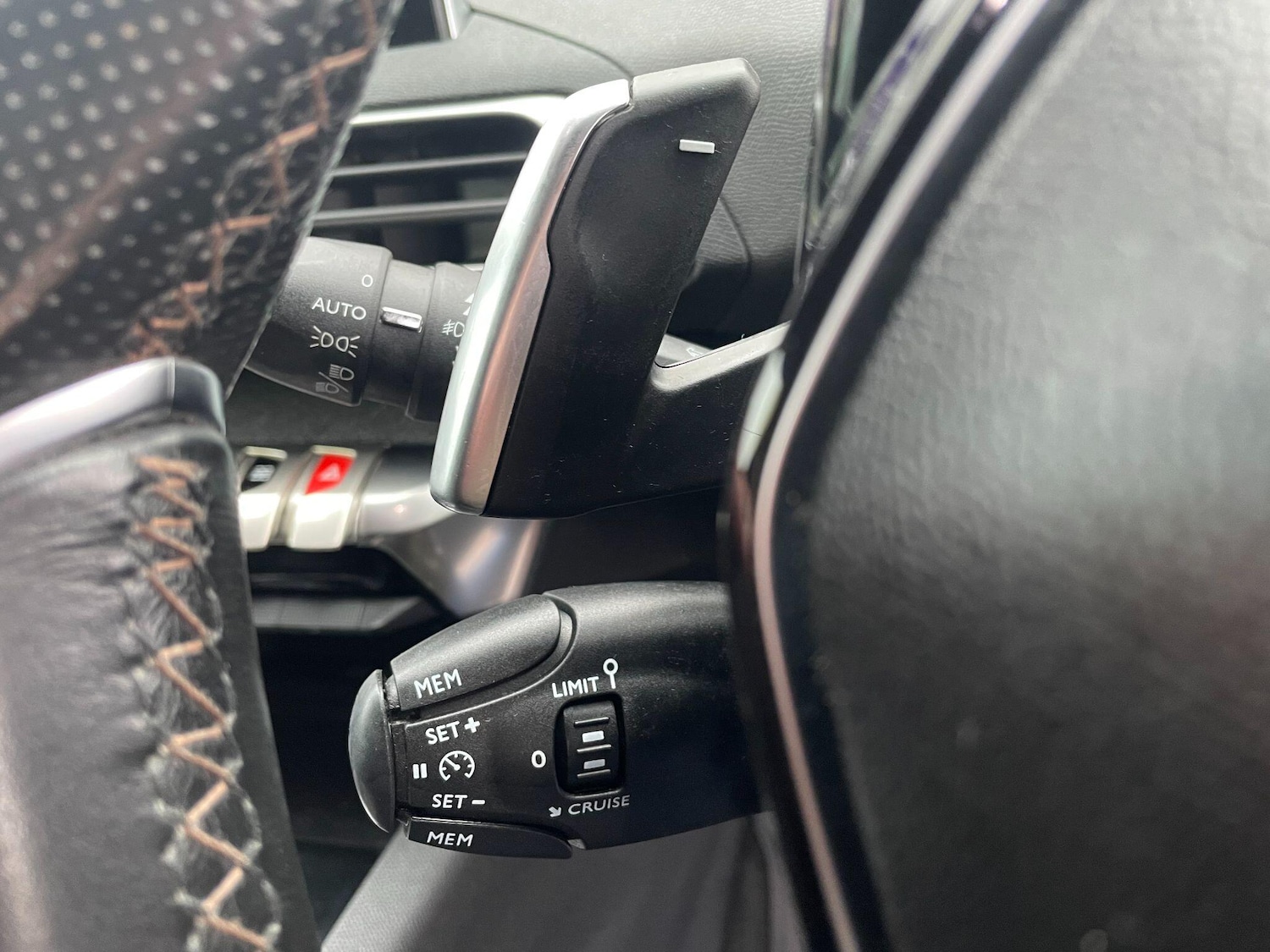 Used Peugeot 3008 2017 for sale - 76484284: Photo 24