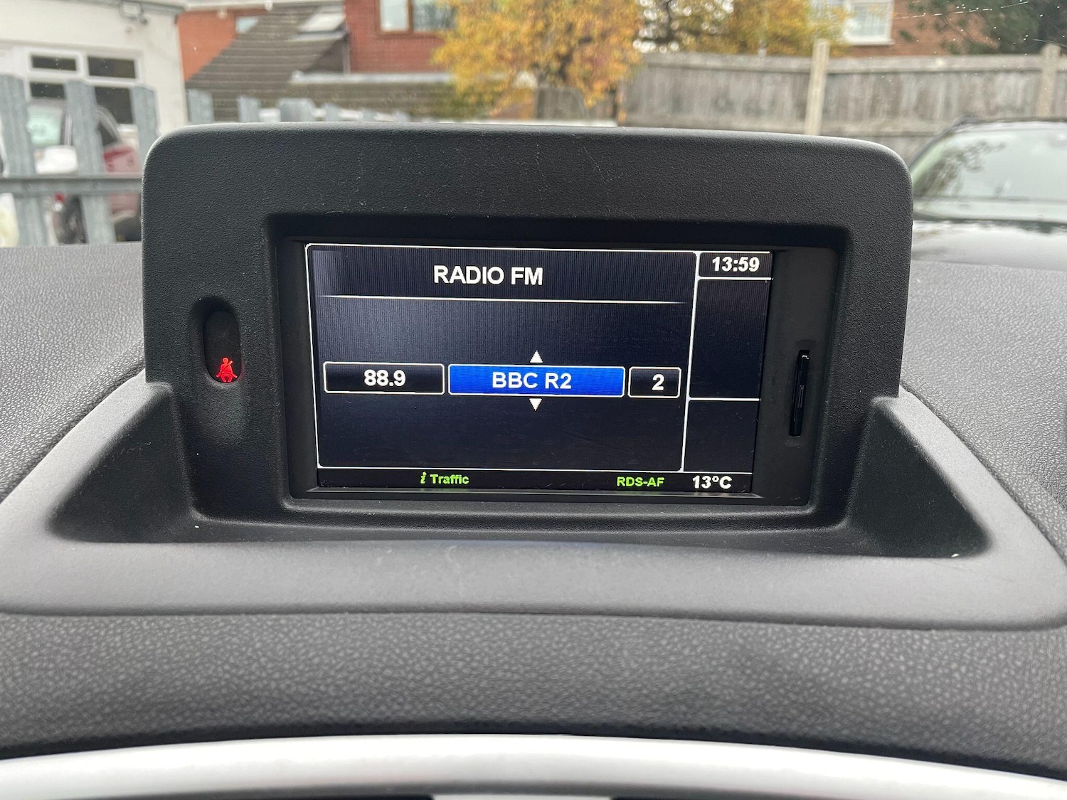 Used Renault Clio 2011 for sale - 76572978: Photo 27