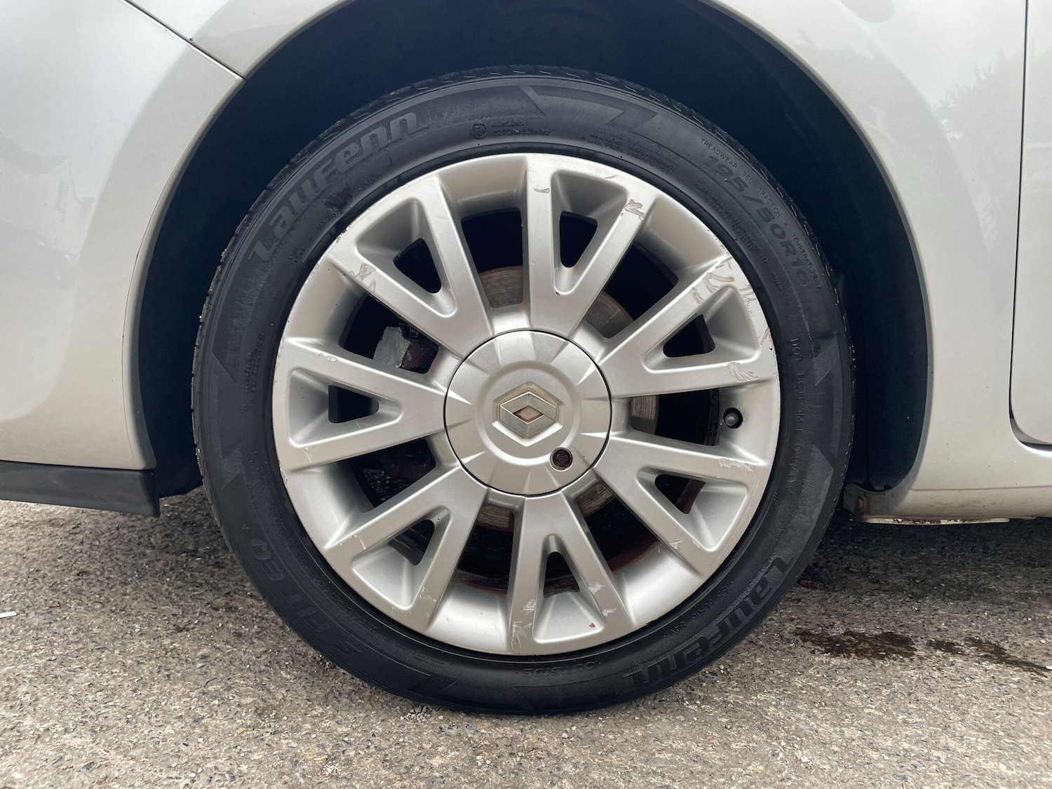 Used Renault Clio 2011 for sale - 76572978: Photo 9