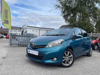Toyota - Yaris
