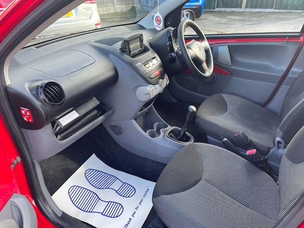 Used Toyota AYGO 2011 for sale - 76042000: Photo 18