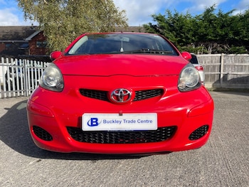 Used Toyota AYGO 2011 for sale - 76042000: Photo 3