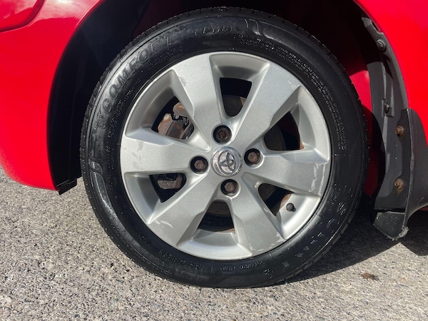 Used Toyota AYGO 2011 for sale - 76042000: Photo 9