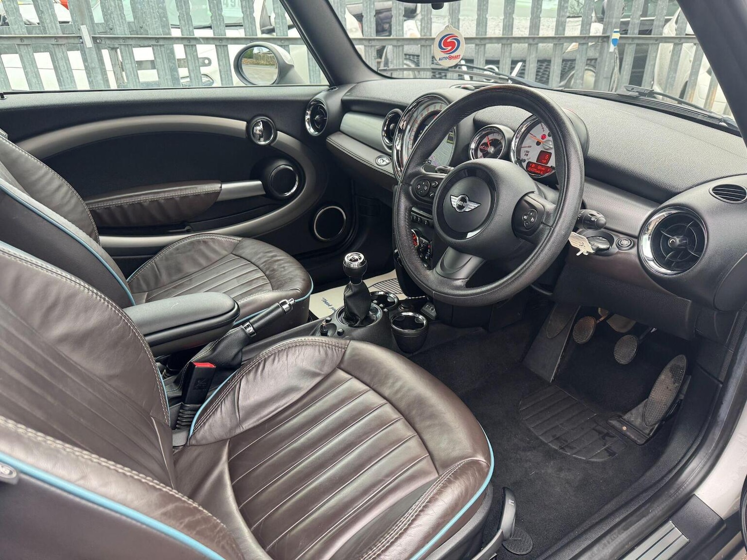 Used MINI Convertible 2014 for sale - 78149886: Photo 12