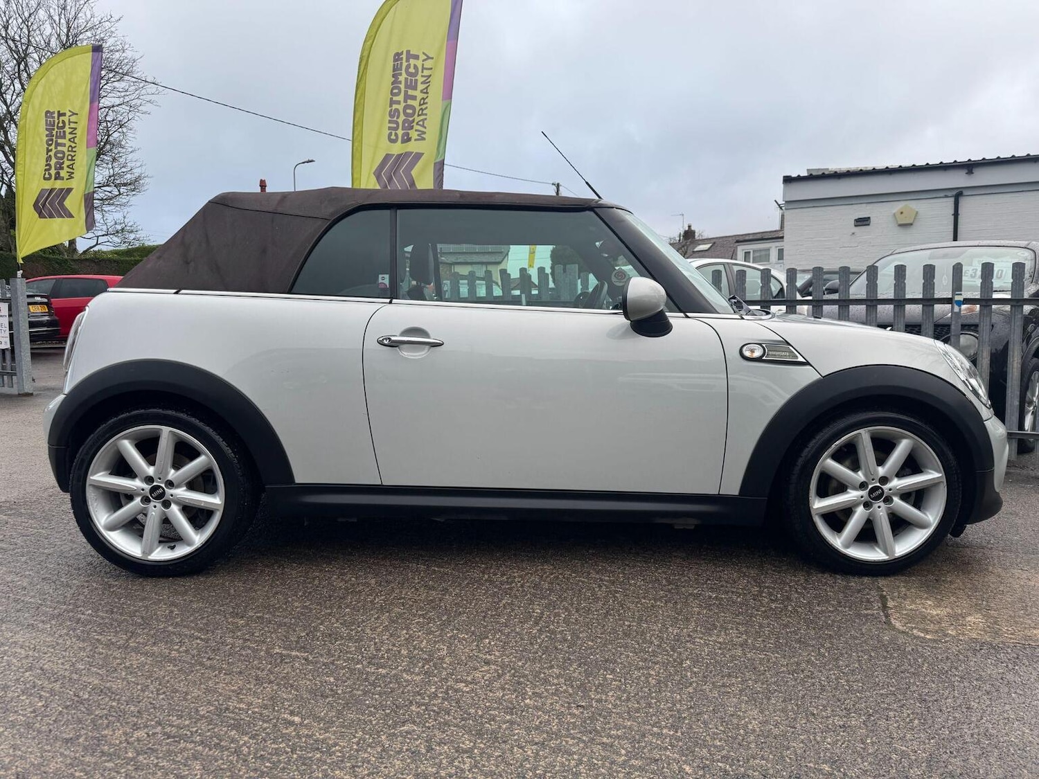 Used MINI Convertible 2014 for sale - 78149886: Photo 6