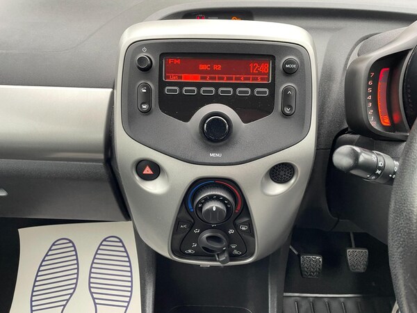 Used Toyota AYGO 2015 for sale - 76166913: Photo 22