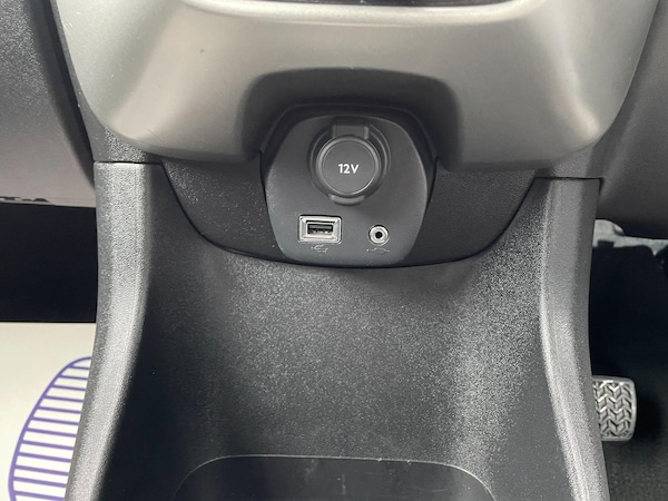 Used Toyota AYGO 2015 for sale - 76166913: Photo 24