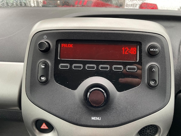 Used Toyota AYGO 2015 for sale - 76166913: Photo 30