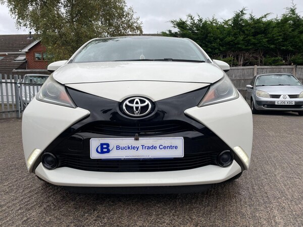 Used Toyota AYGO 2015 for sale - 76166913: Photo 3