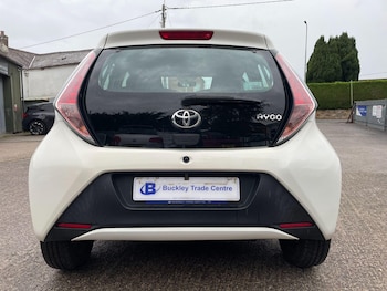 Used Toyota AYGO 2015 for sale - 76166913: Photo 4