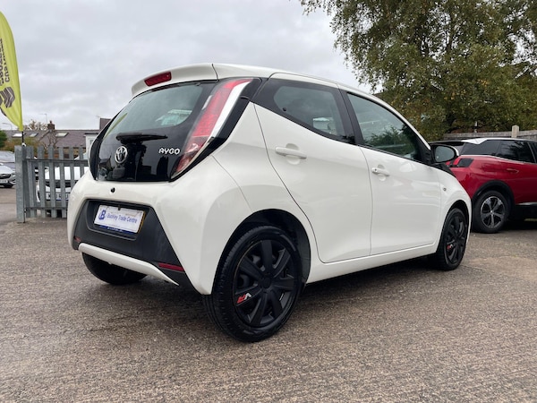 Used Toyota AYGO 2015 for sale - 76166913: Photo 8