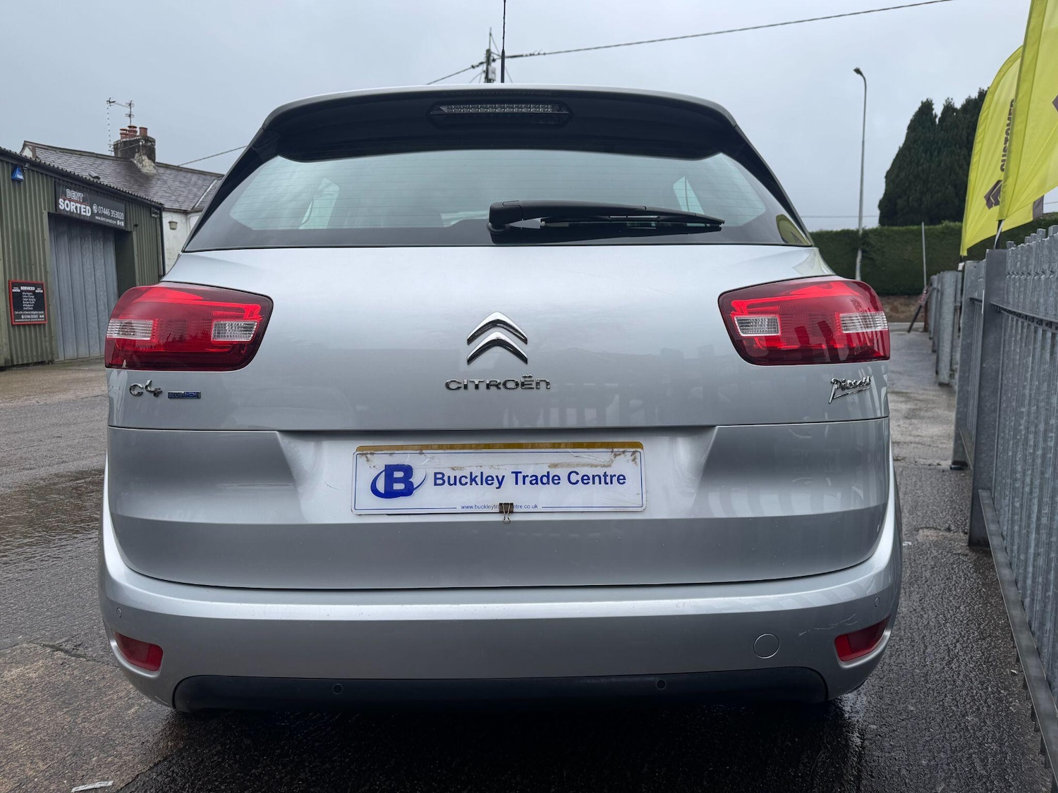 Used Citroen C4 Picasso 2016 for sale - 77646961: Photo 4