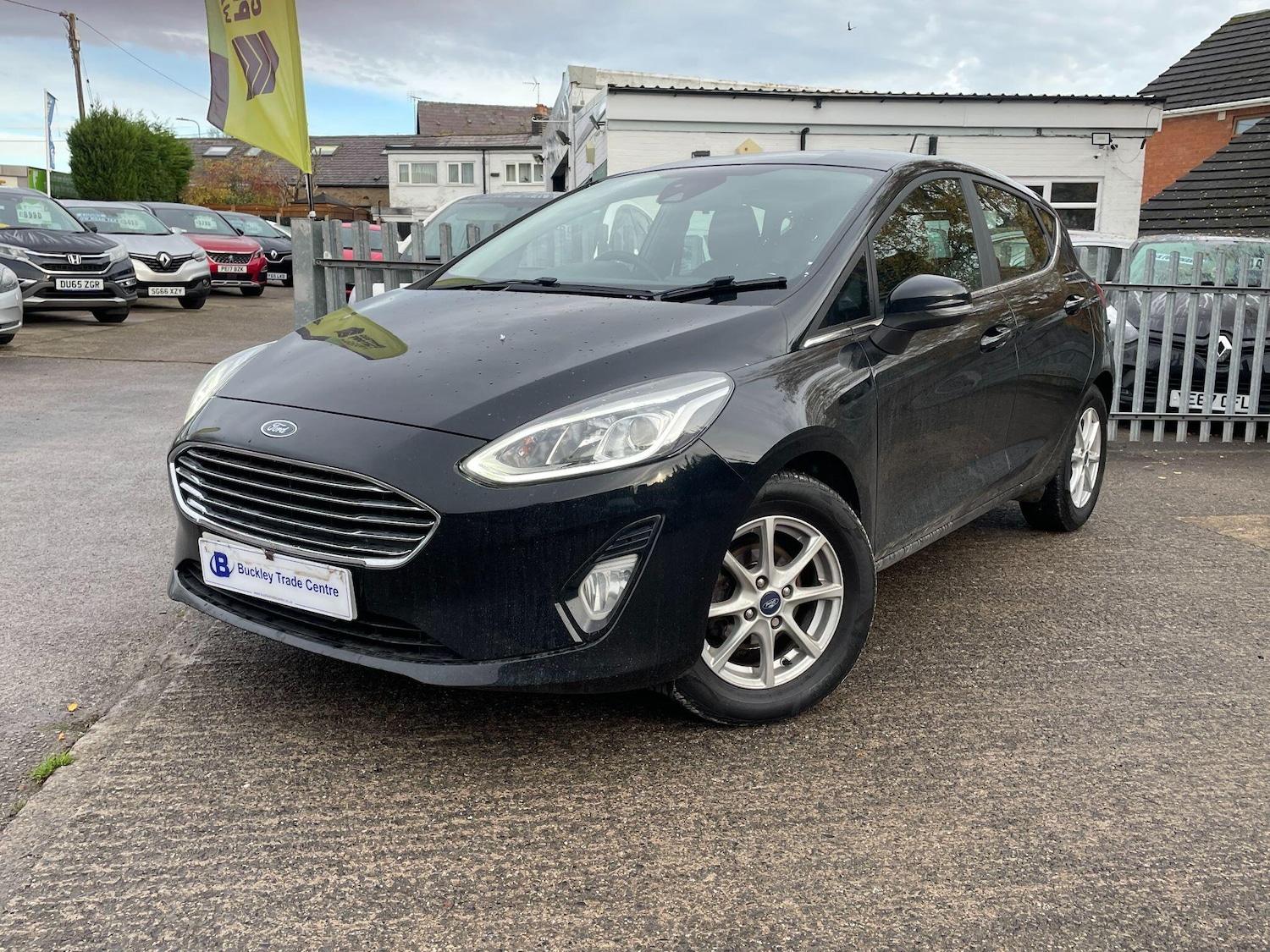 Used Ford Fiesta 2017 for sale - 76539126: Photo 1