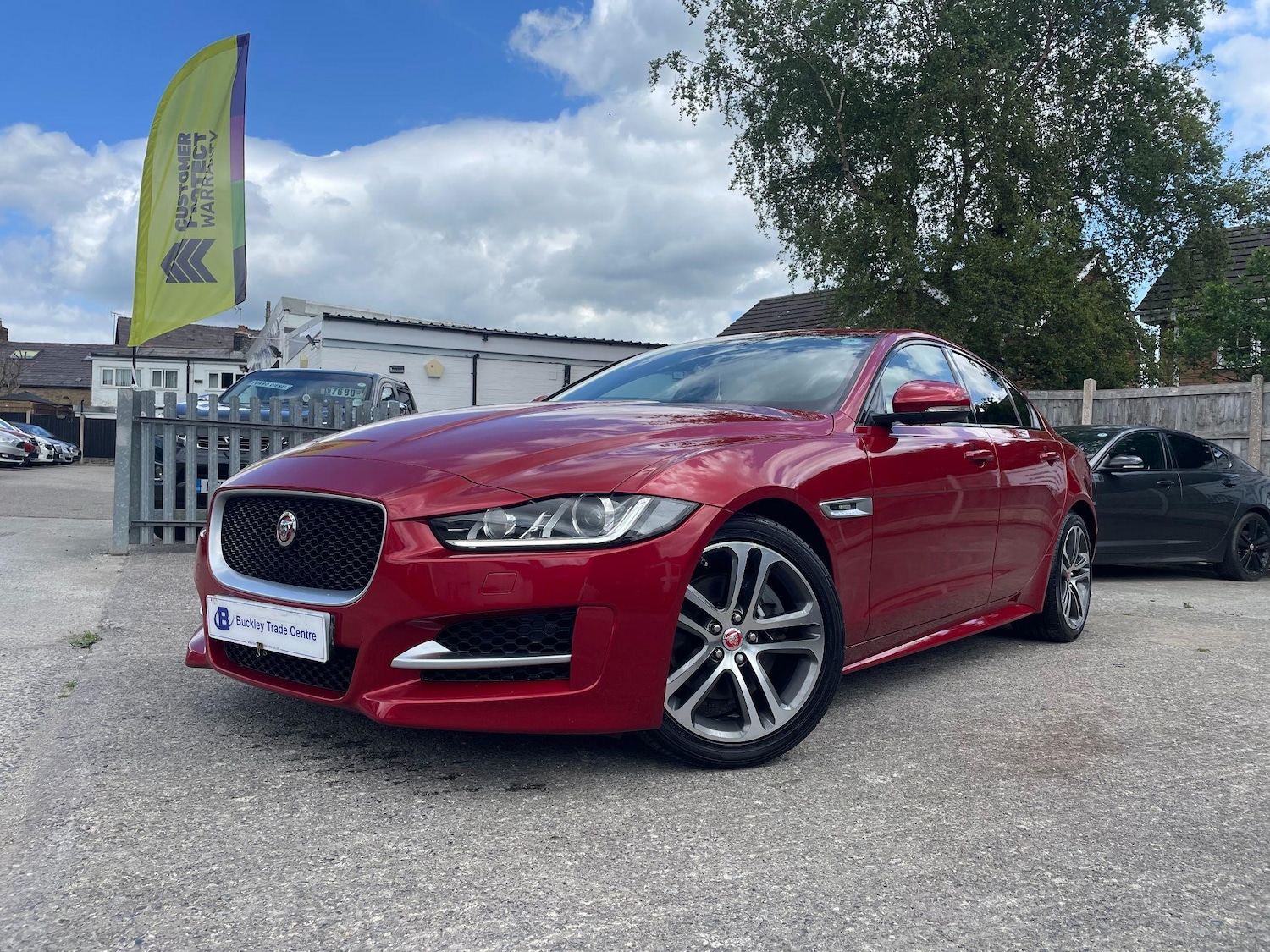 Used Jaguar XE 2015 for sale - 76936258: Photo 1