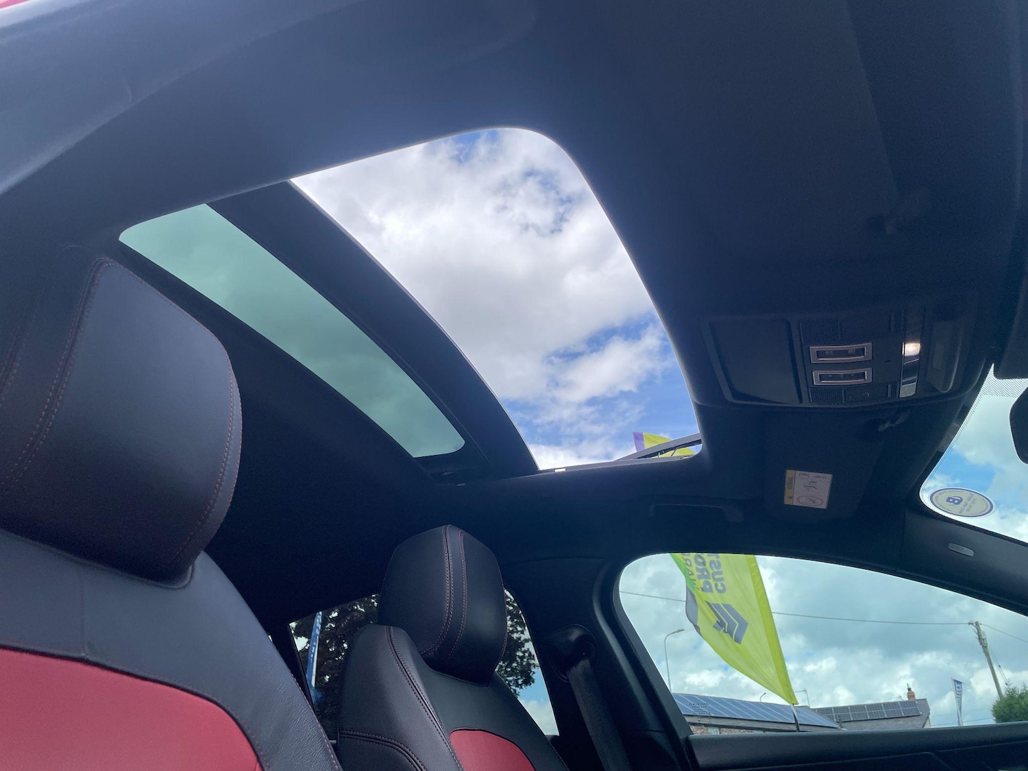 Used Jaguar XE 2015 for sale - 76936258: Photo 18