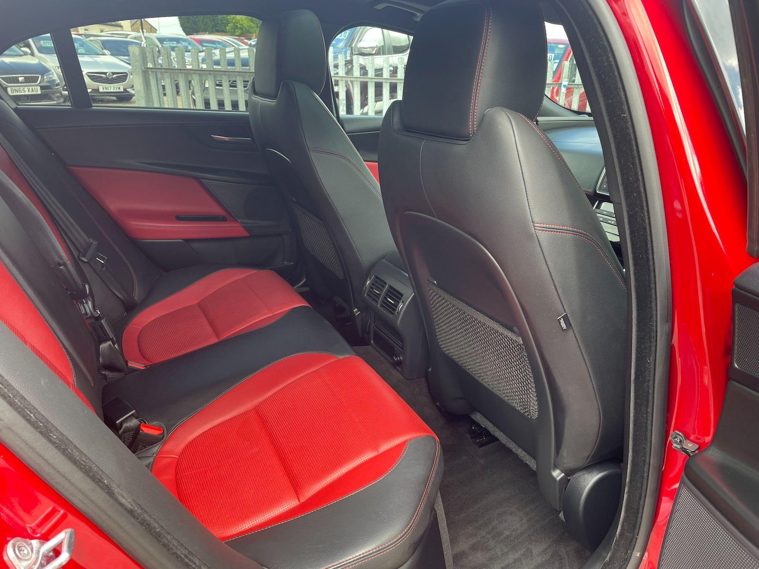 Used Jaguar XE 2015 for sale - 76936258: Photo 19