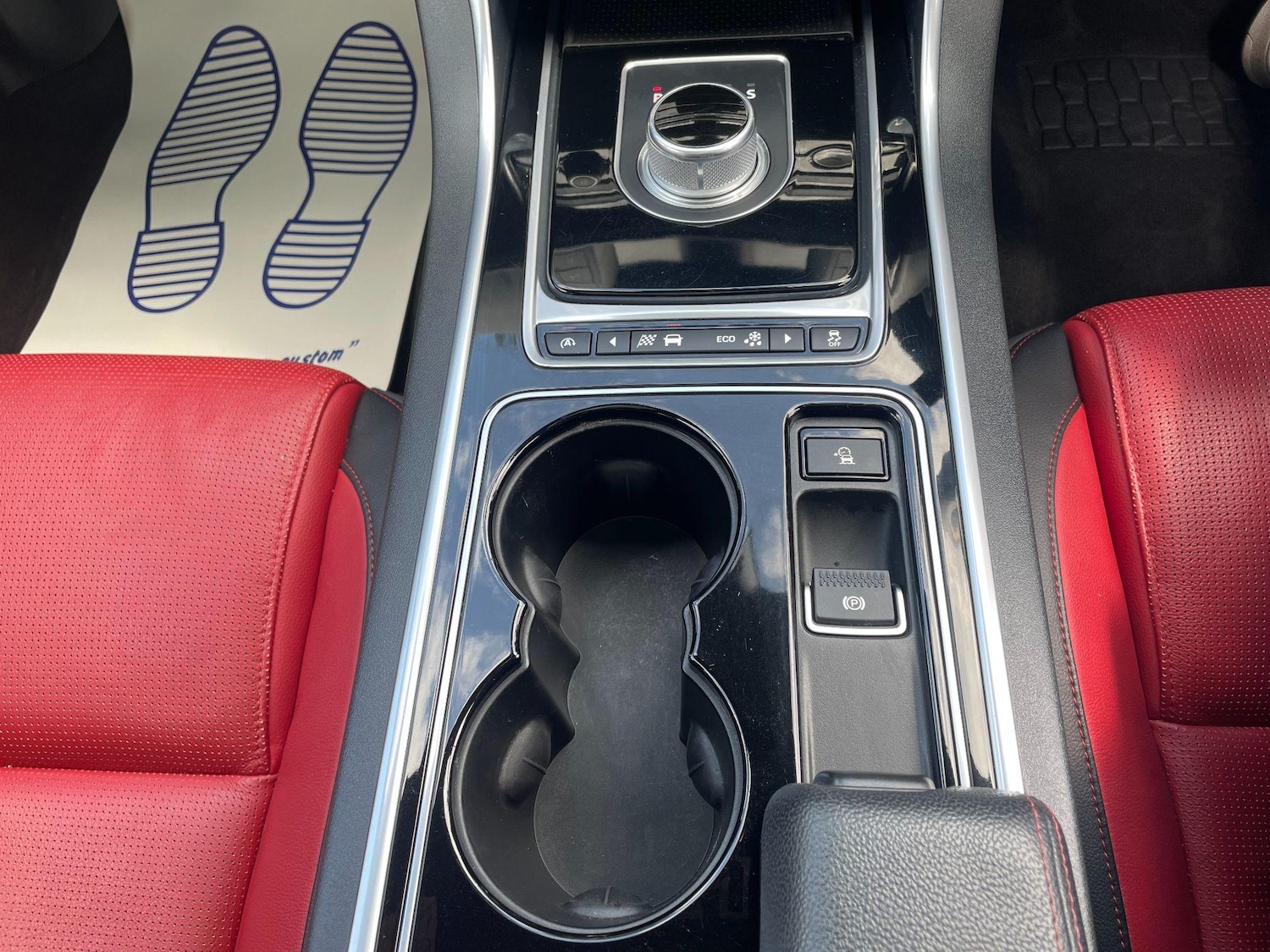 Used Jaguar XE 2015 for sale - 76936258: Photo 33