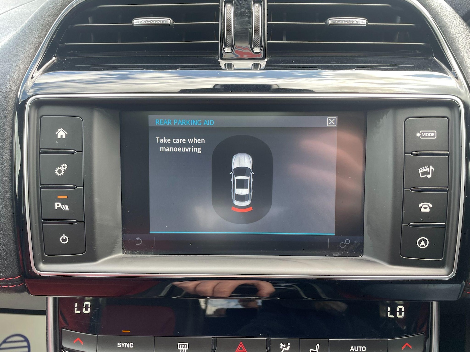 Used Jaguar XE 2015 for sale - 76936258: Photo 47