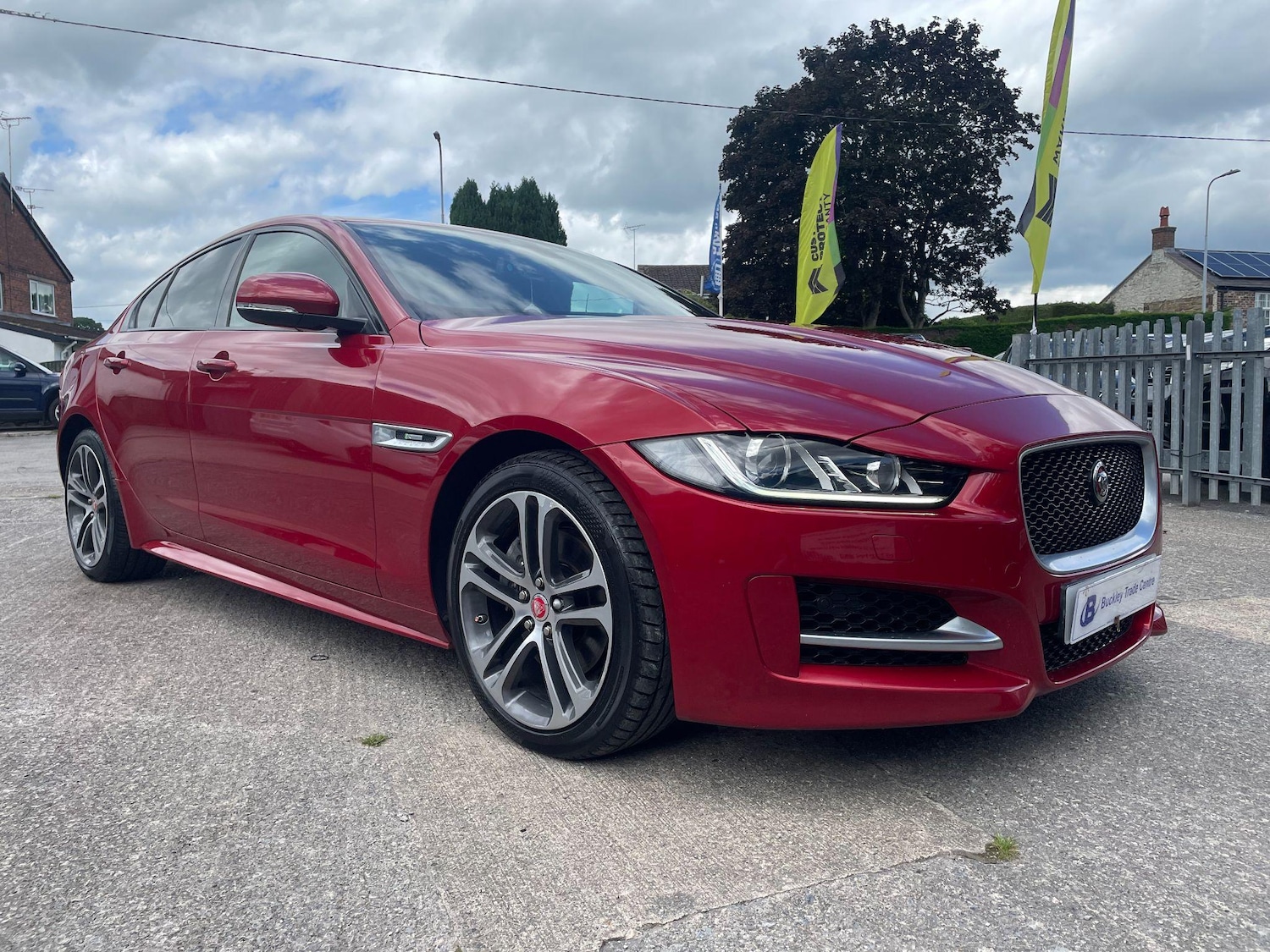 Used Jaguar XE 2015 for sale - 76936258: Photo 5