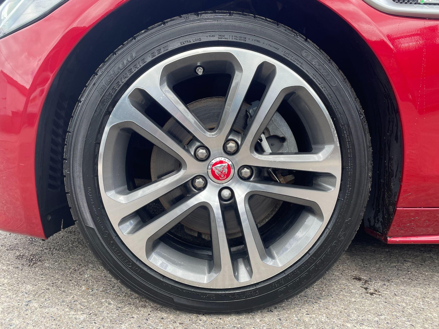 Used Jaguar XE 2015 for sale - 76936258: Photo 9