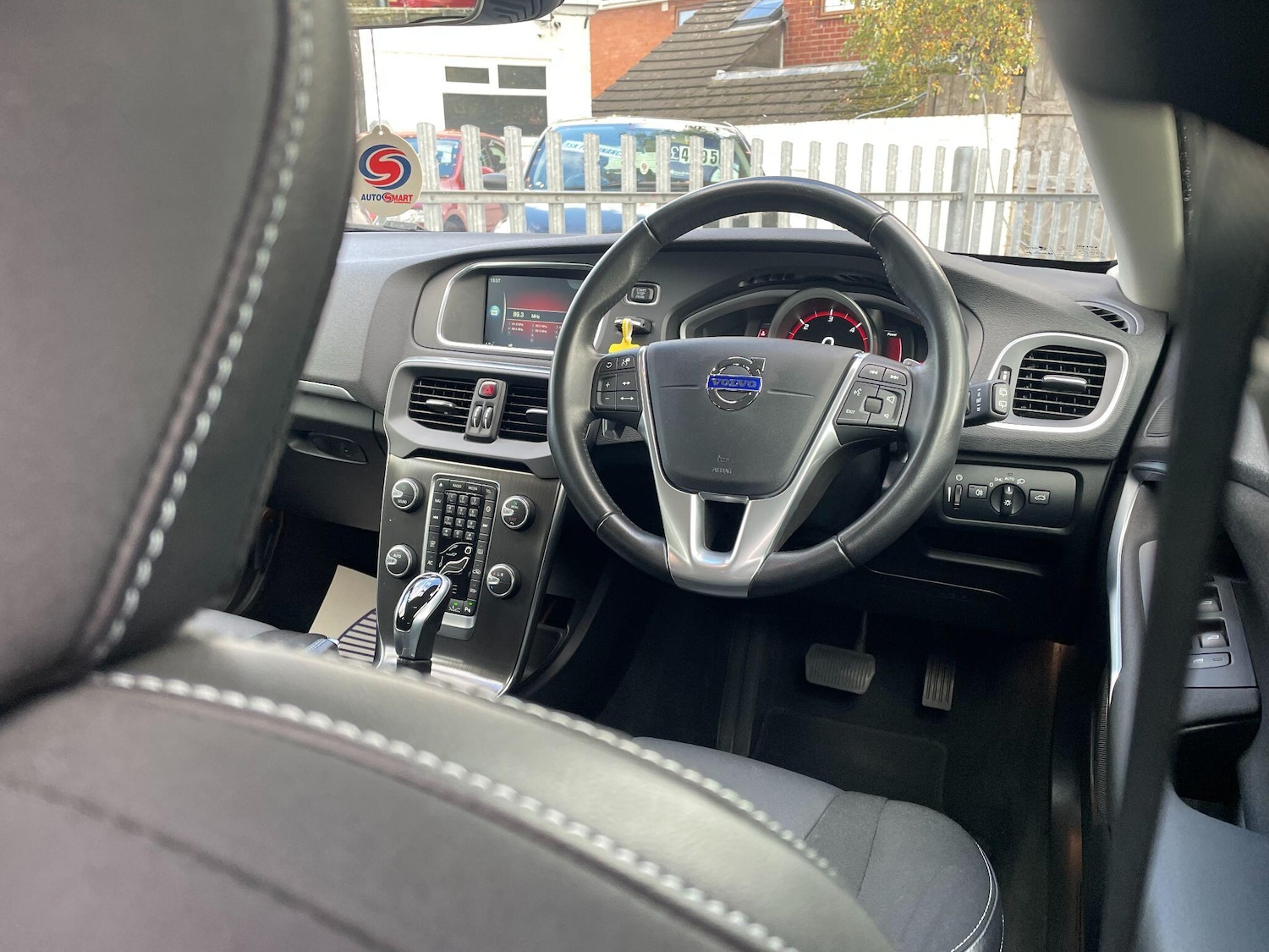Used Volvo V40 2025 for sale - 76337417: Photo 13