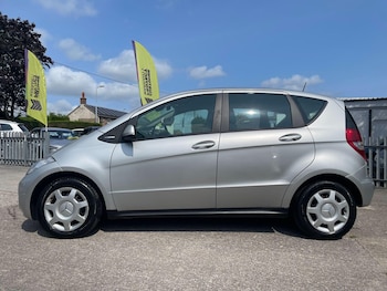 Used Mercedes-Benz A-Class 2012 for sale - 75402139: Photo