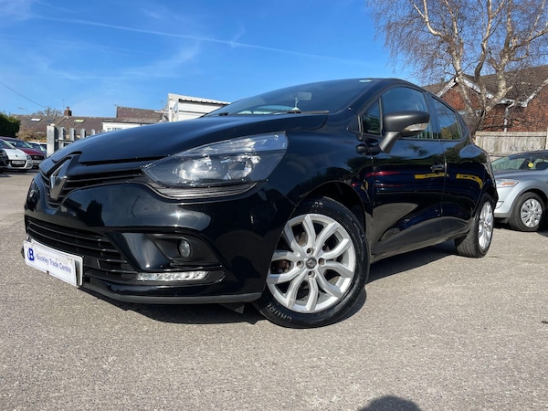 Used Renault Clio 2017 for sale - 74160330: Photo 1