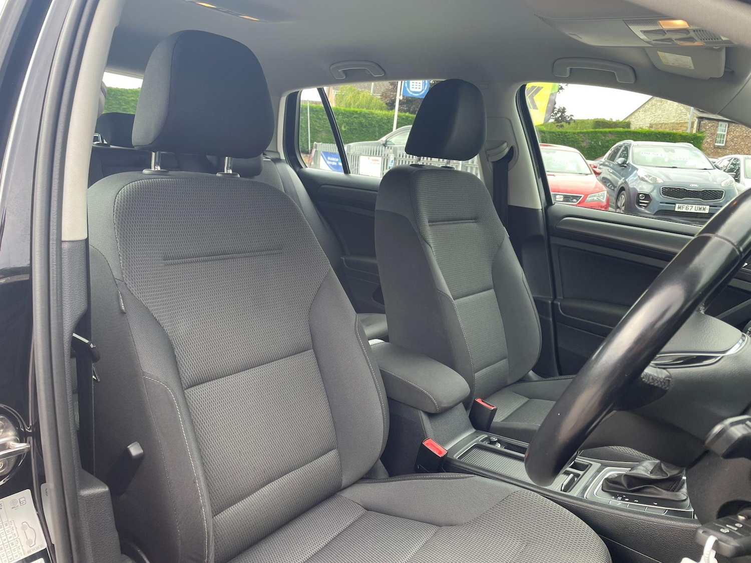 Used Volkswagen Golf 2018 for sale - 76993921: Photo 15