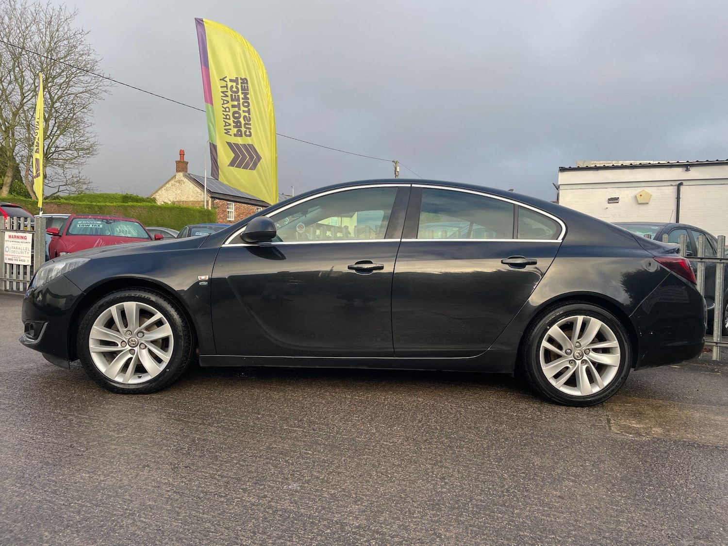 Used Vauxhall Insignia 2014 for sale - 77016114: Photo 2