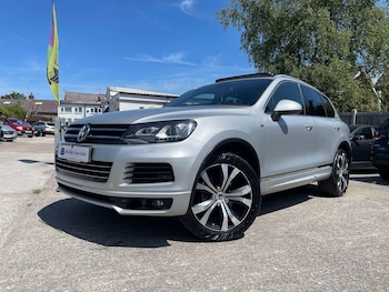 (14) - 3.0 TDI V6 BlueMotion Tech R-Line SUV 5dr Diesel Tiptronic 4WD Euro 5 (s/s)