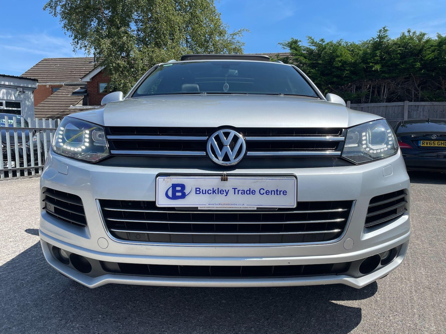 Used Volkswagen Touareg 2014 for sale - 76620232: Photo 3