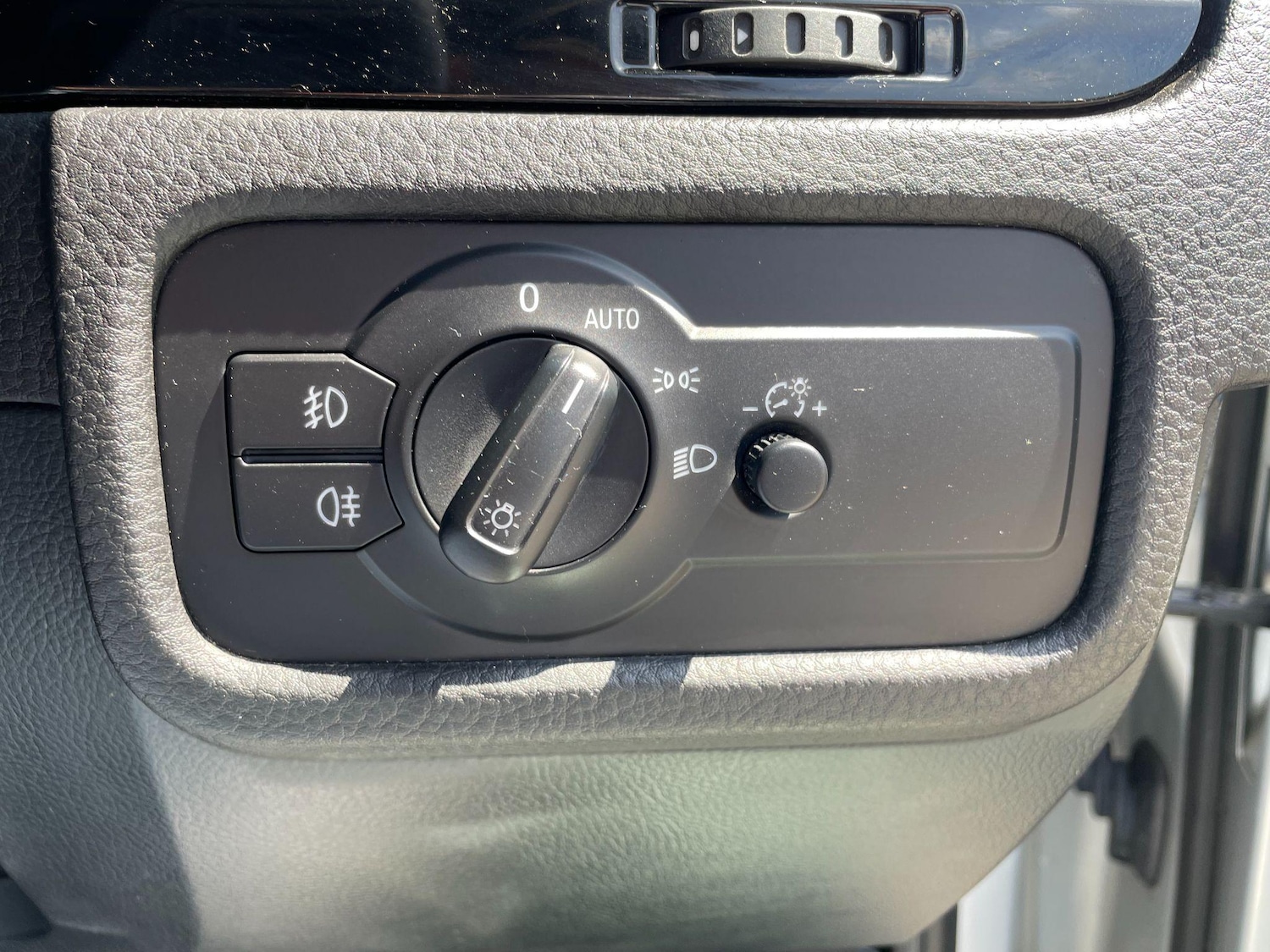 Used Volkswagen Touareg 2014 for sale - 76620232: Photo 30