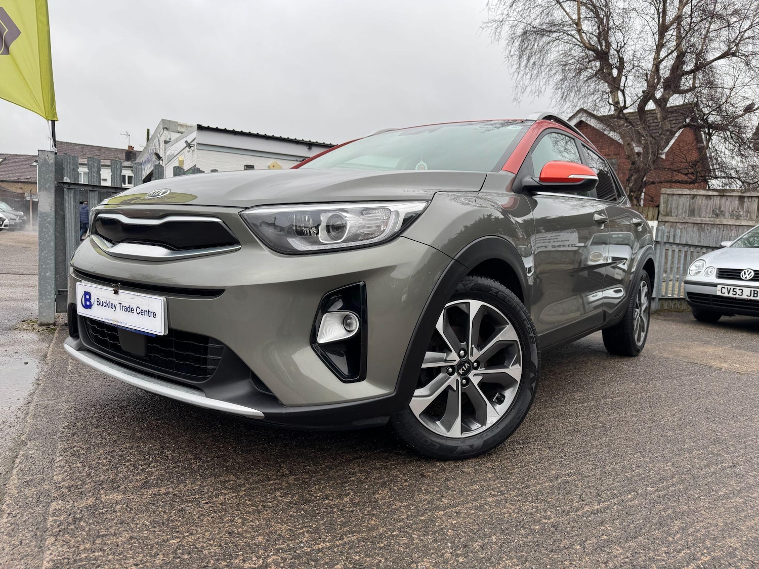 Used Kia Stonic for sale - 78127311: Photo 1