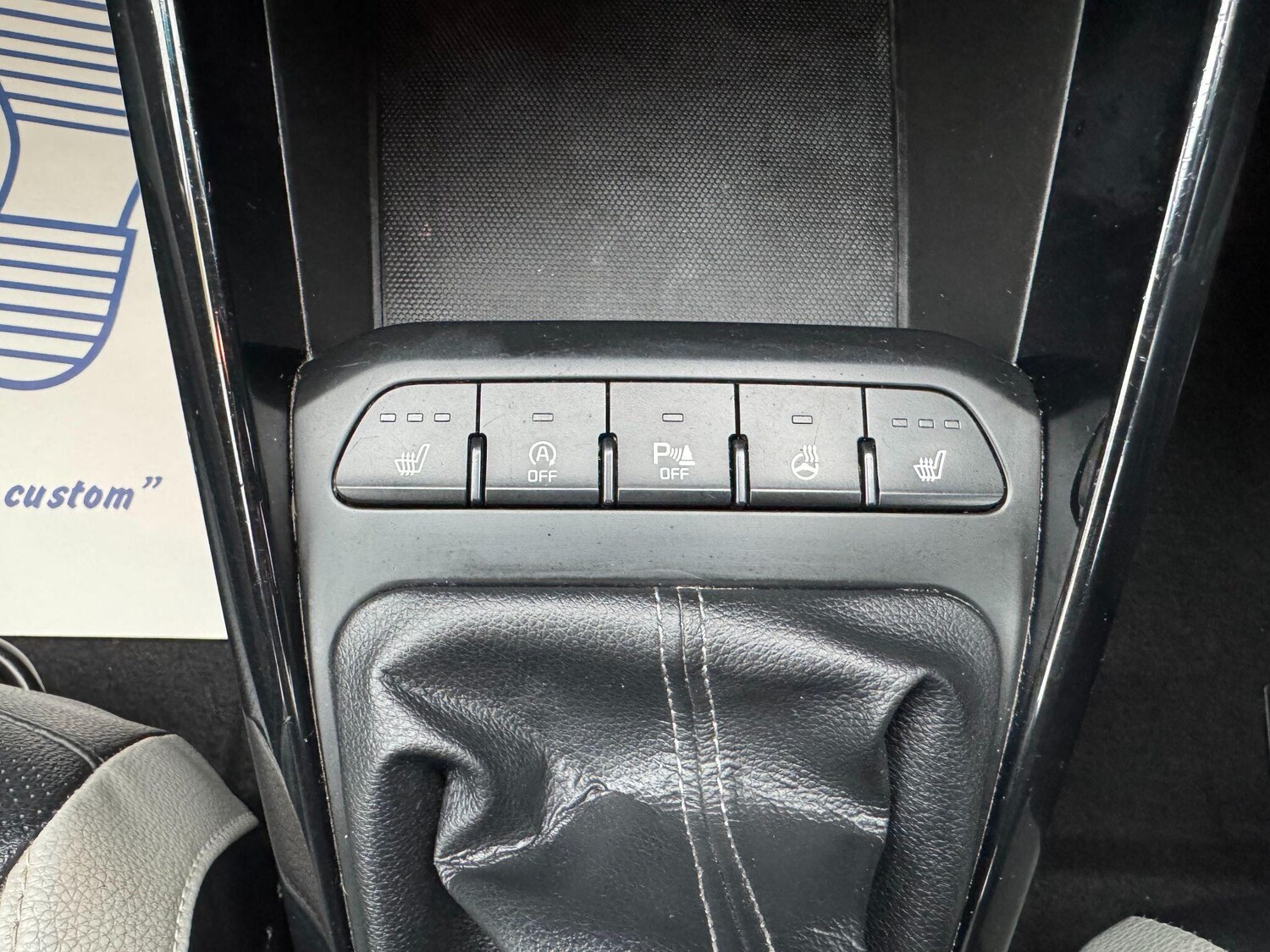 Used Kia Stonic for sale - 78127311: Photo 23